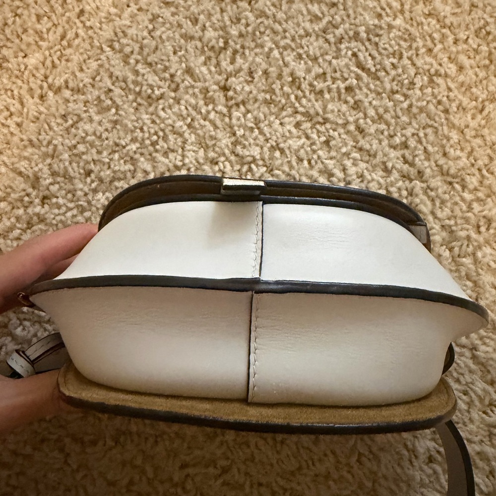 Loewe Cream Leather Gate Belted Bag - Picture 2 of 7